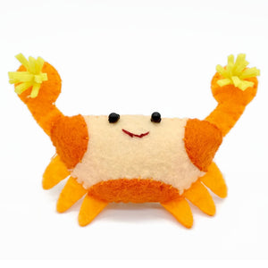 Pomme Pom Pom Crab Magnet